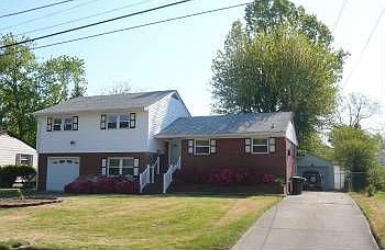 1st image of 506 Latham Dr