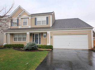 1705 Fairport Dr, Grayslake, IL 60030