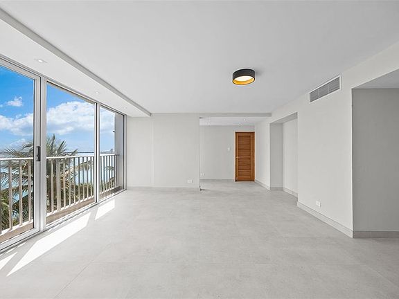 3rd image of #3103 Isla Verde COND. CONDESA DEL MAR #607 #607