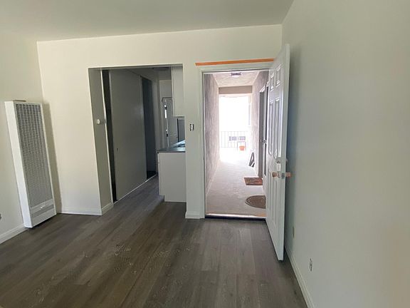 3rd image of 1839 Corinth Ave APT 9
