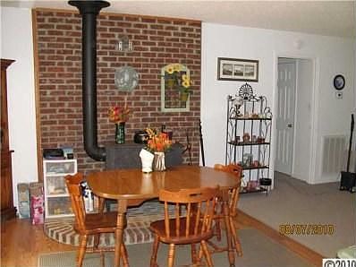5th image of 220 Laurel Creek Dr