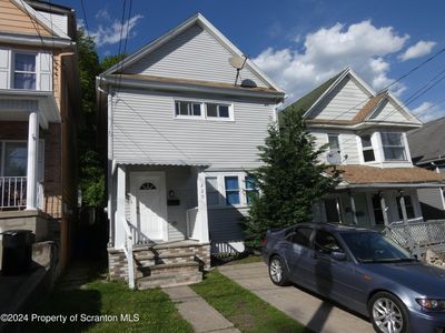 220 Ferdinand St, Scranton, PA, 18508
