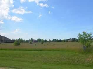 18320 Saddle Ln, Marengo, IL 60152
