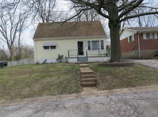 3536 Dixie Dr, Saint Ann, MO
