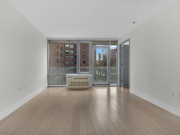 109 Gold Street image 2 of 23