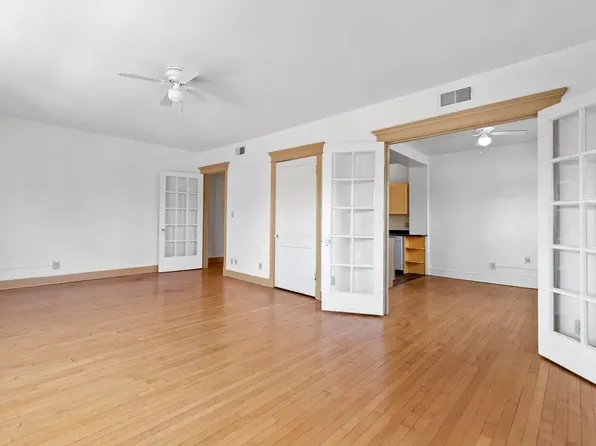 2217 W Wisconsin Ave #6, Milwaukee, WI 53233
