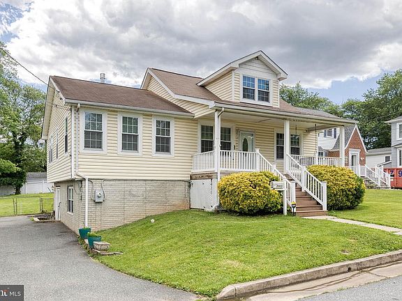 2nd image of 2905 Robern Ave