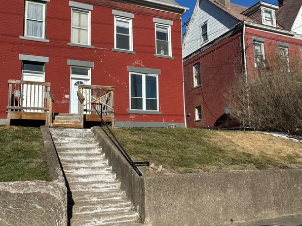 518 Airbrake Ave, Wilmerding, PA 15148