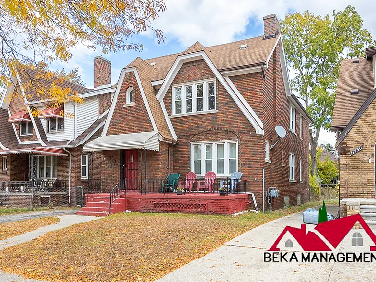 17158 Greenlawn St — Photo 1