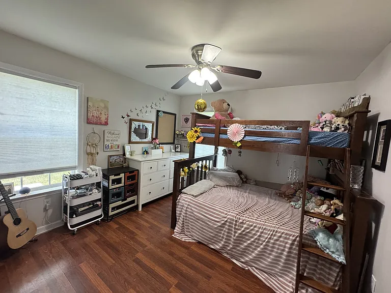 105 Larkins Dr — Photo 17