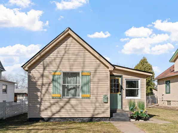 2143 Ann Arbor St, Saint Paul, MN 55104