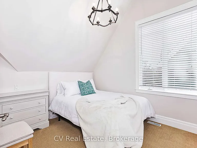 141 Snowbridge Way — Photo 24