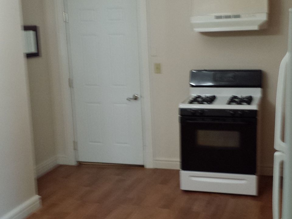 1st image of 802 Elmwood Ave APT 1