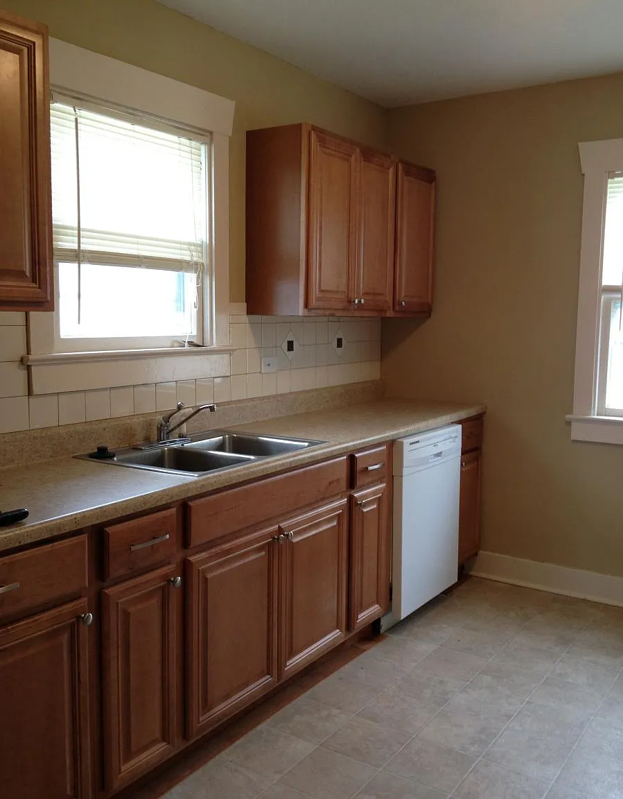 E 24th Avenue, Kansas City — Photo 3