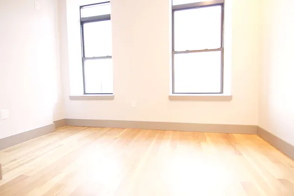 Rented by Nooklyn NYC LLC | media 46