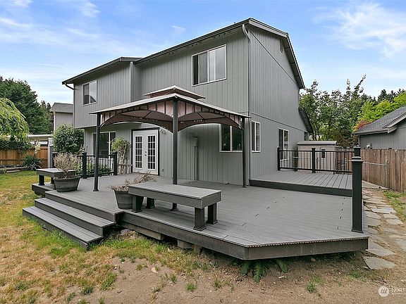 2nd image of 9223 150th Street E