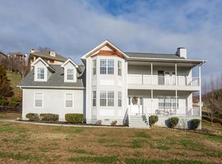 245 Lexington Pl, Sevierville, TN 37862