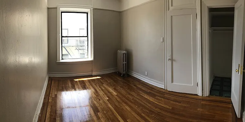 Rented by Smart NY Realty LLC | media 11