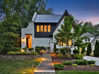2721 Saint Marys St, Raleigh, NC, 27609
