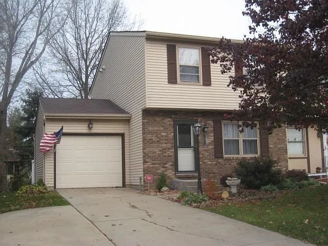 1809 Somersworth Dr photo 1