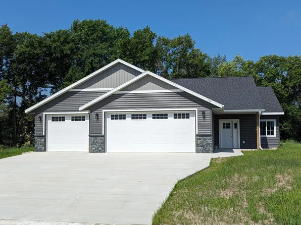 226 Rodeo Rd, Alexandria, MN 56308