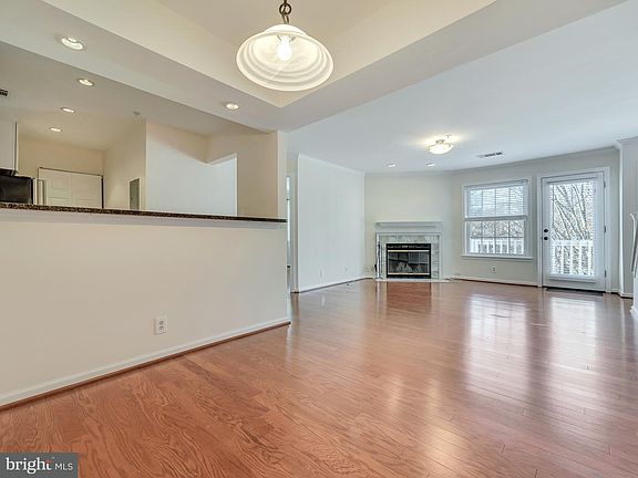 4th image of 5804 Inman Park Cir #1015