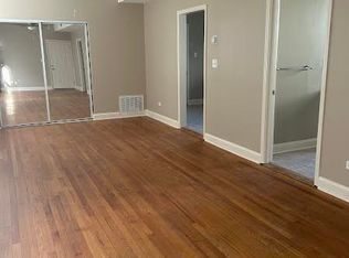 4716 N Sawyer Ave APT 1R, Chicago, IL 60625