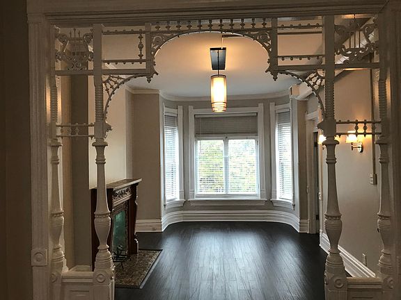 2nd image of 1415 N Wicker Park Ave #3