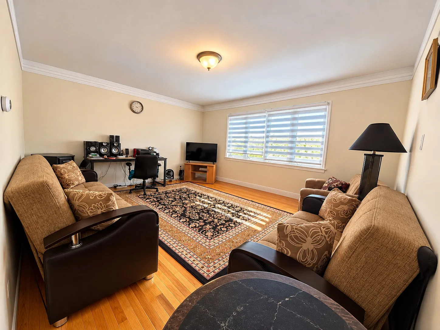 2 bed, $2,000 — Photo 2