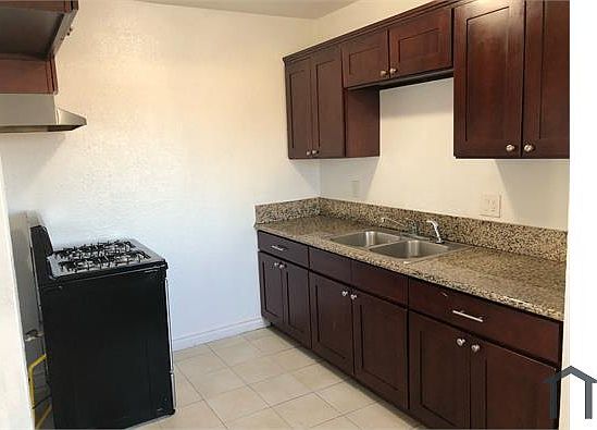 4th image of 1263 W 96th St APT 4