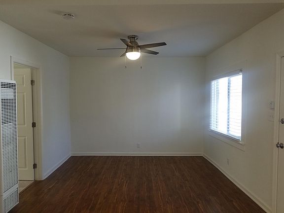 2nd image of 1428 1/2 W 106th St