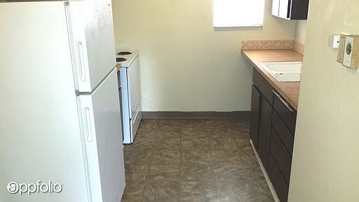 3rd image of 2808 E Everett Ave APT 6