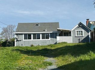 1230 Hazel Dr, Pinole, CA 94564