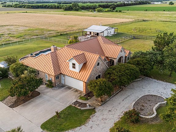 5th image of 590 County Road 385