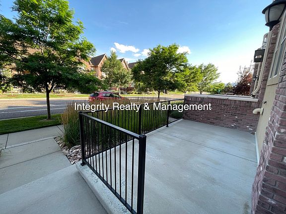 2nd image of 950 Elmhurst Dr Unit D