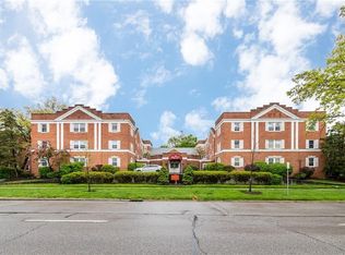 19406 Van Aken Blvd #110, Beachwood, OH