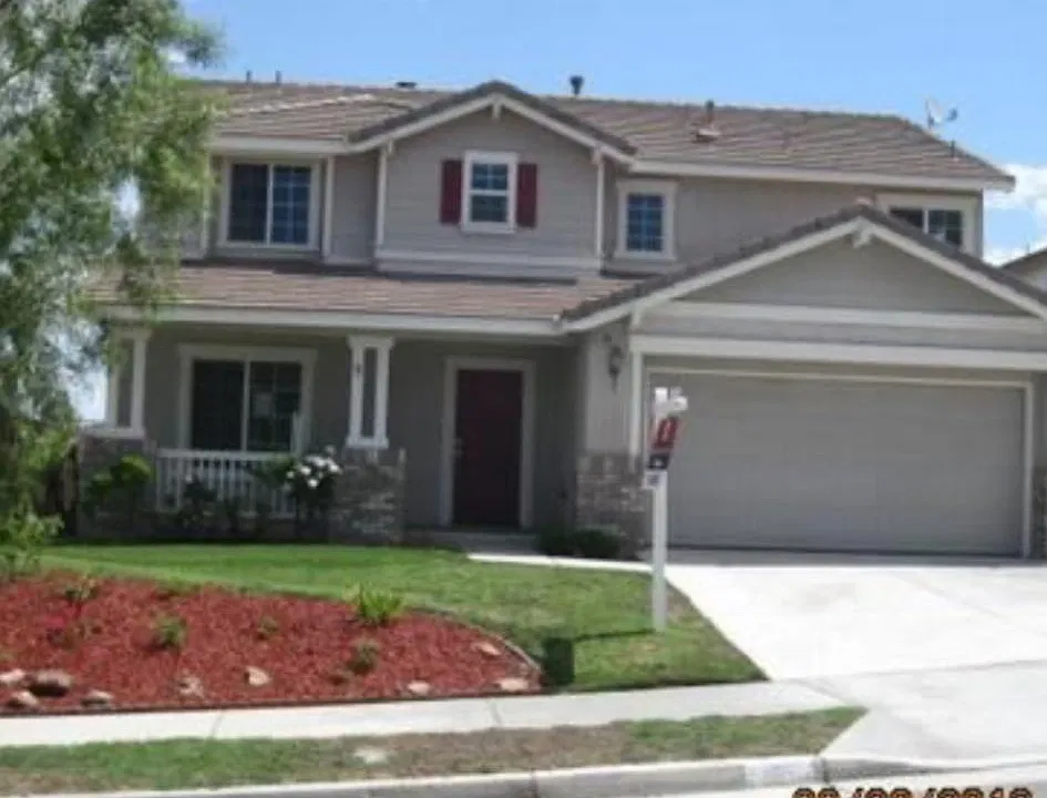 31940 Honeysuckle Ct