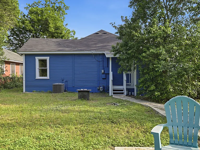 1629 W Woodlawn Ave — Photo 24