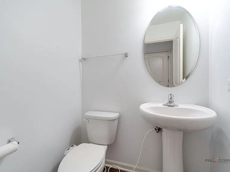 202 Minuet Cir — Photo 17