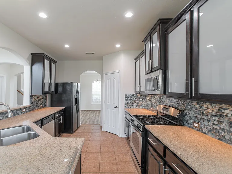 25618 Crisp Spring Ln — Photo 17