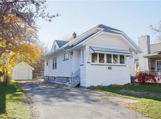 67 Surrey Rd, Rochester, NY 14616