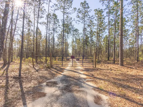 828 Hutto Pond Rd, Aiken, SC 29805