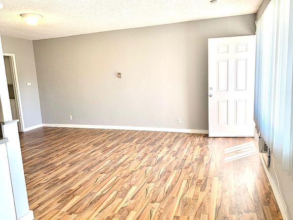 5th image of 215 N Grandview Ave #217-1/2