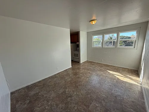 Floor plan 301