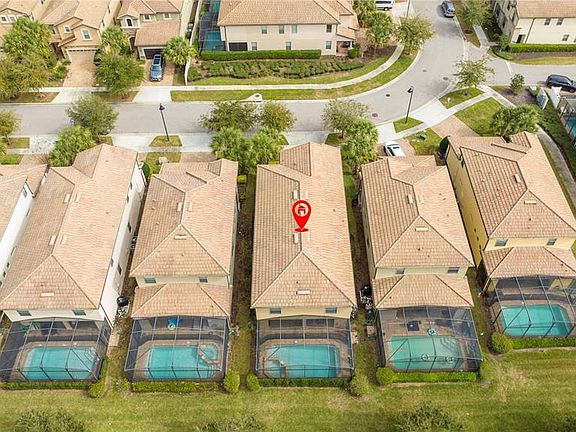 3rd image of 9013 Rhodes St