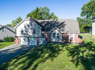 6928 Park St, Shawnee, KS 66216