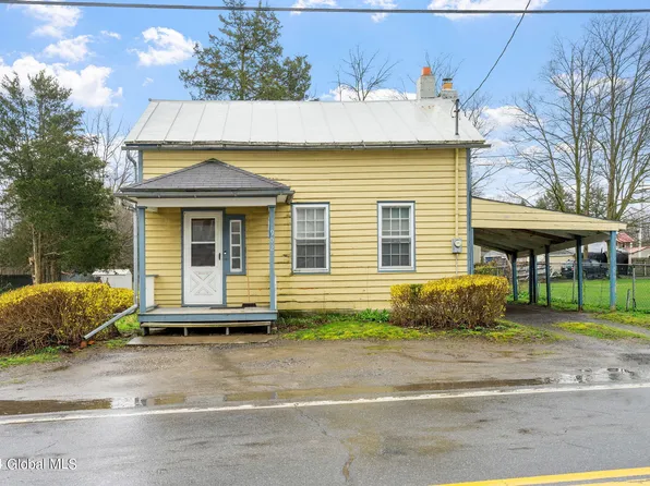 902 County Route 25, Kinderhook, NY 12106