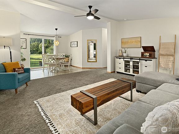 2nd image of 21 Saint Andrews Drive
