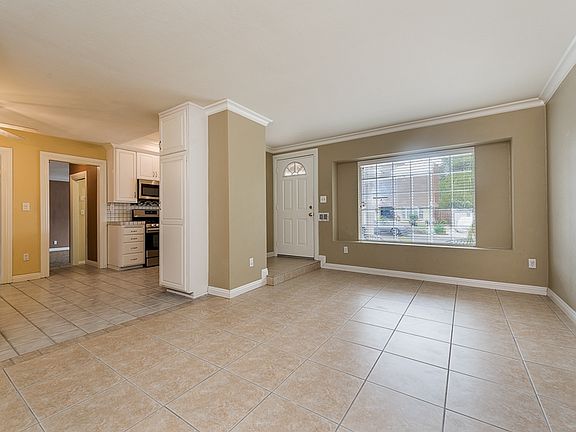 3rd image of 10014 Woodpark Dr