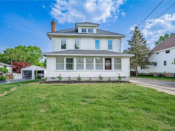 8123 West Ave, Gasport, NY 14067